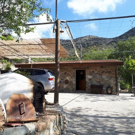 فيلا Agrompelo House أغروس المظهر الخارجي الصورة
