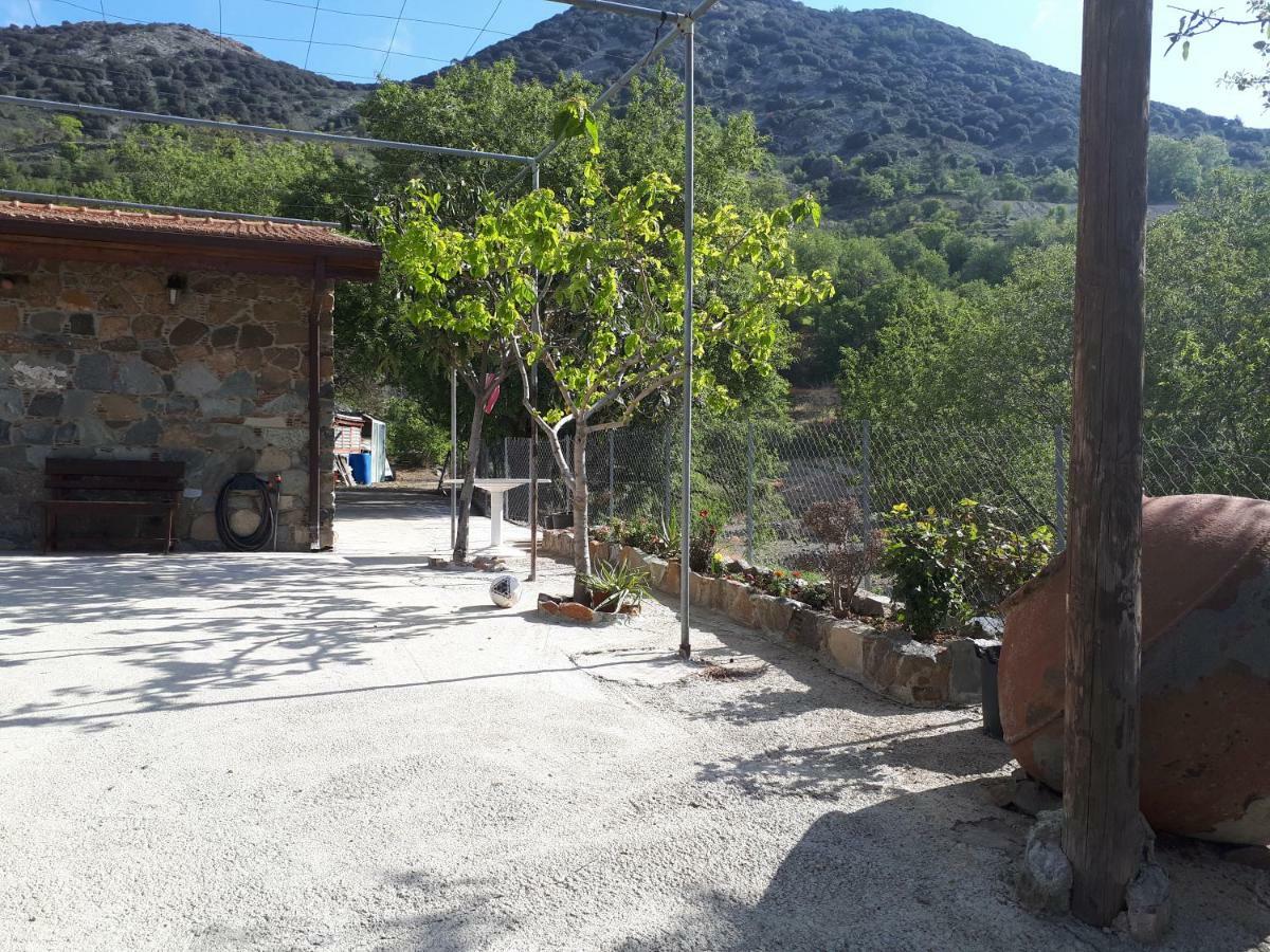 فيلا Agrompelo House أغروس المظهر الخارجي الصورة