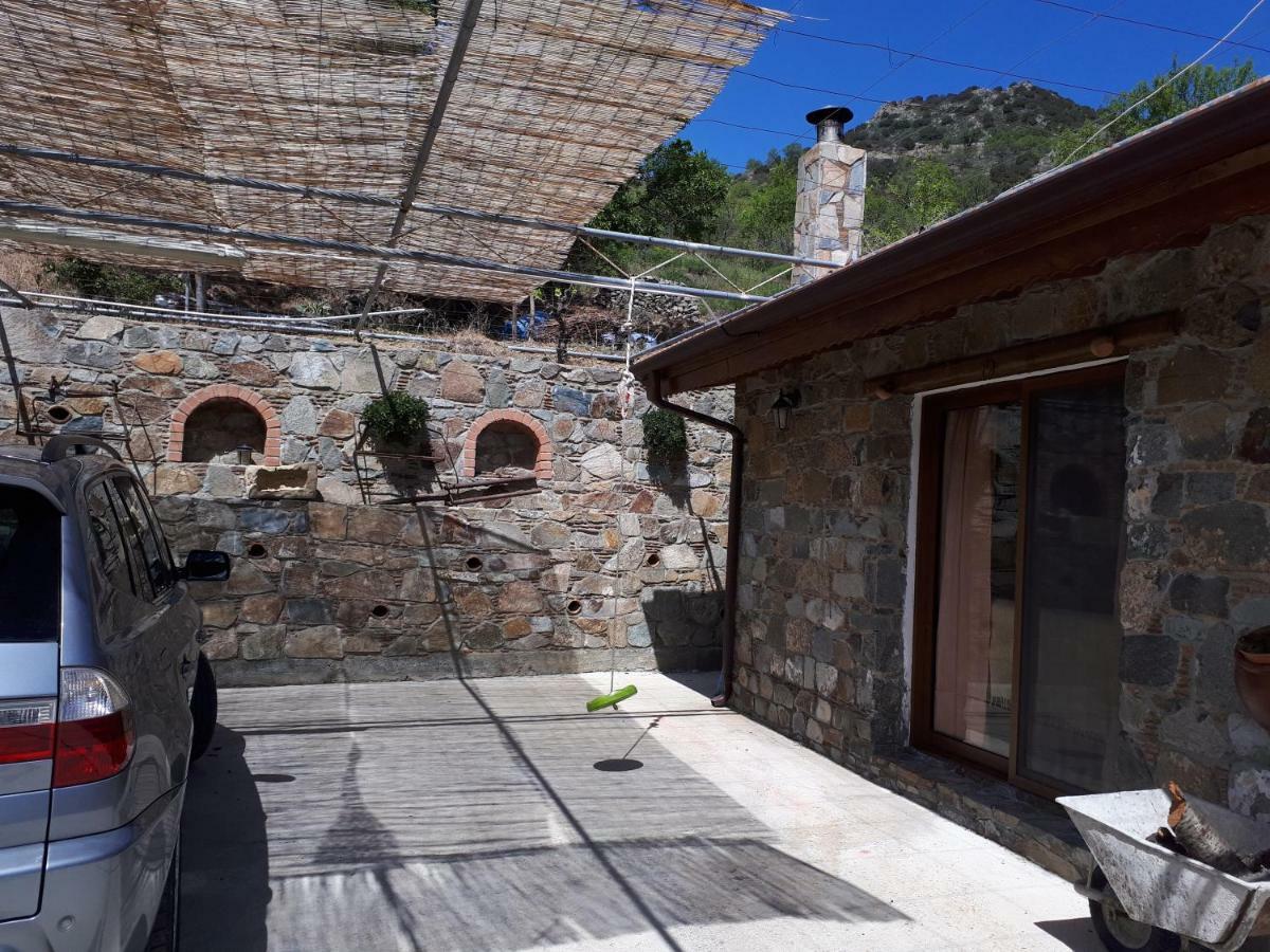 فيلا Agrompelo House أغروس المظهر الخارجي الصورة